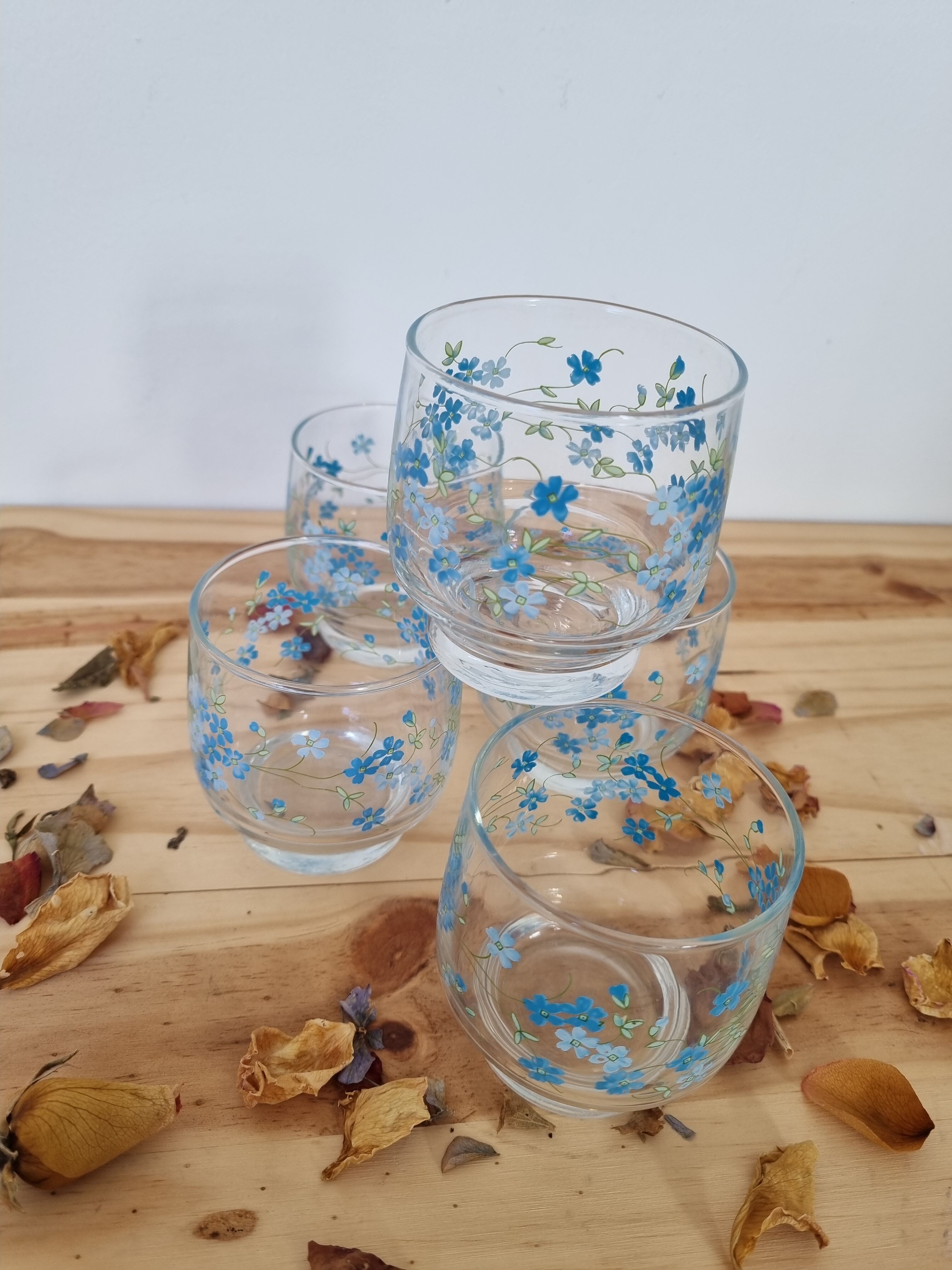 Vintage veronica arcopal myosotis glasses