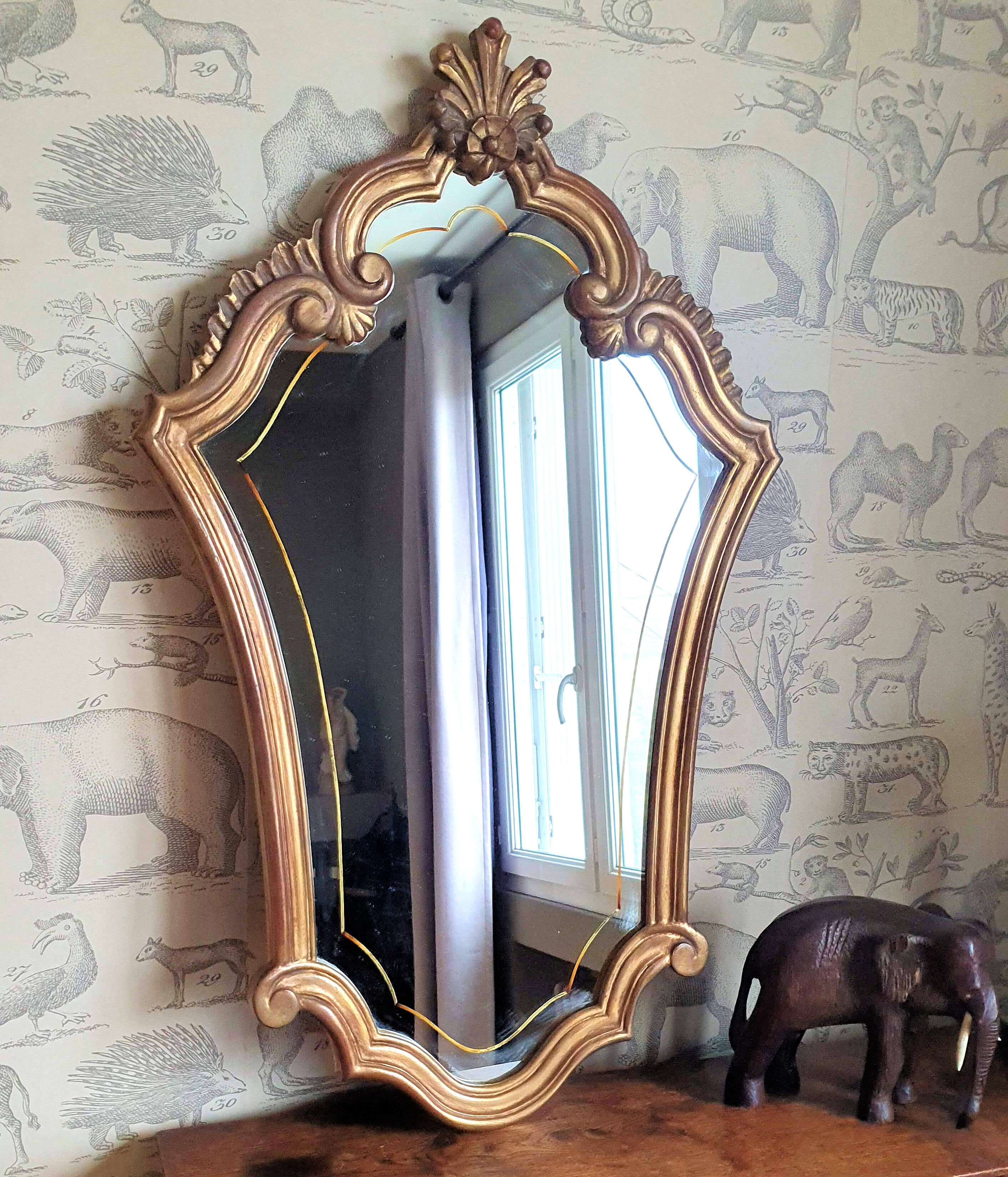 Gilded mirror in wood and stucco 85x53cm