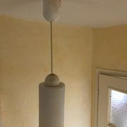 Glass tube suspension