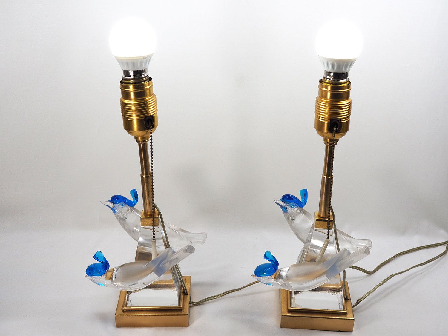 Lalique Crystal Pimlico Birds Table Lalique crystal pimlico birds table lamps Mid-Century