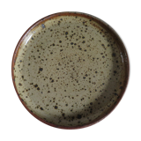 Round dish in varnished sandstone