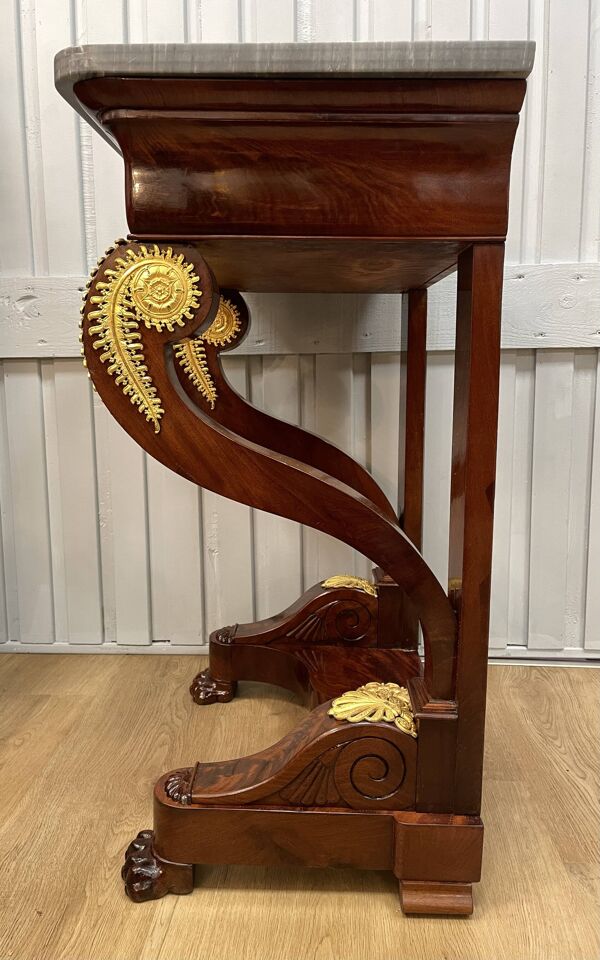 Petite console en acajou de style Restauration