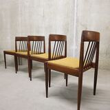 Set of 4 dining room chairs