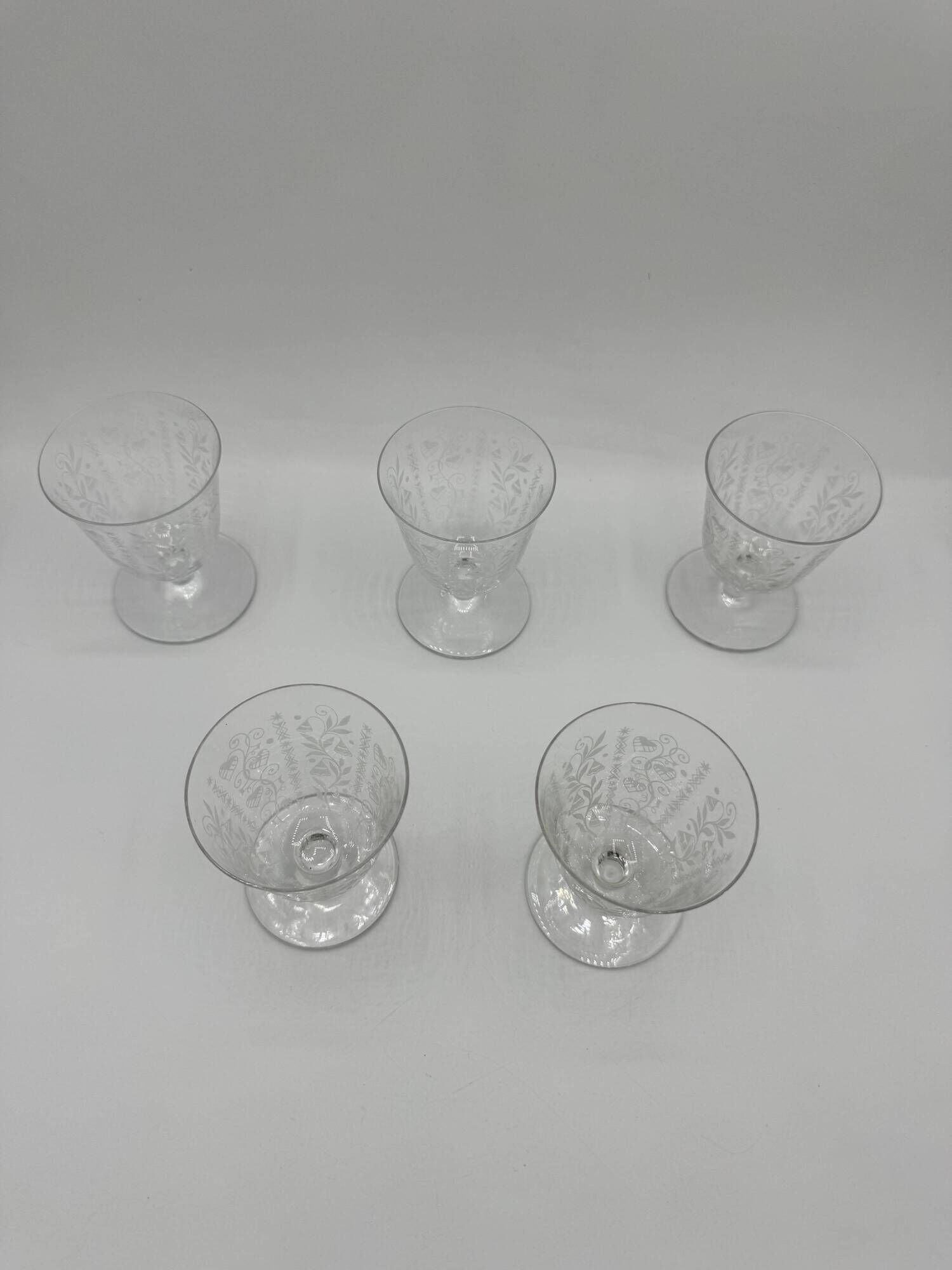 Set of 5 white wine glasses - Baccarat Crystal – Argentina model, 1940