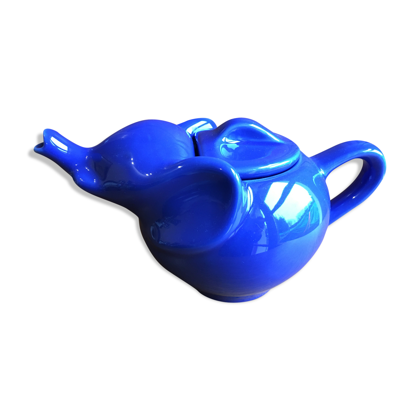 Elephant blue teapot