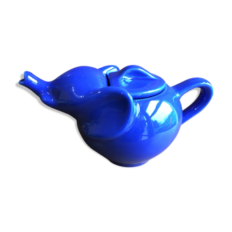Elephant blue teapot
