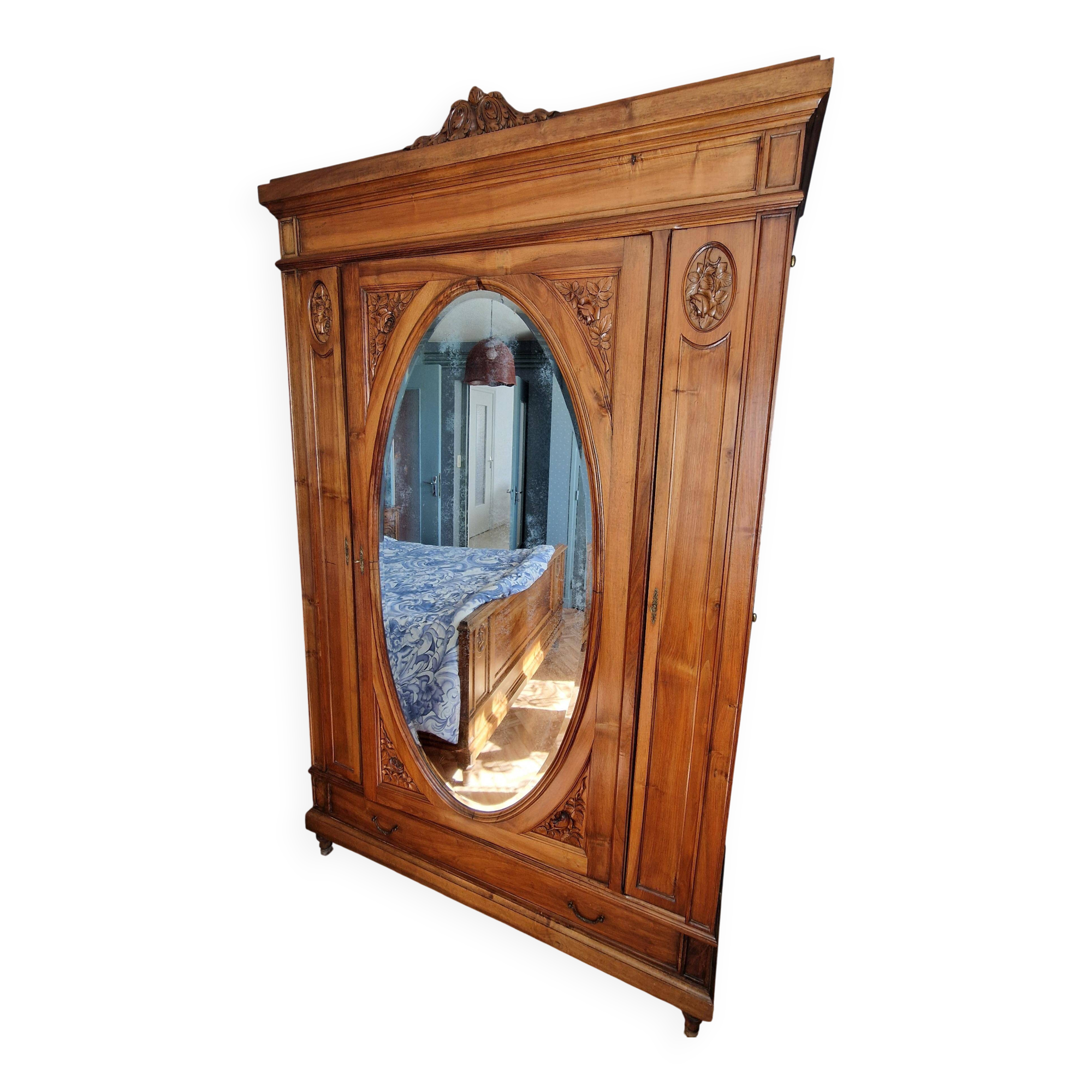 Antique 3-door wardrobe with mirror
