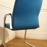Cantilever chair with chrome metal armrests & blue wool
