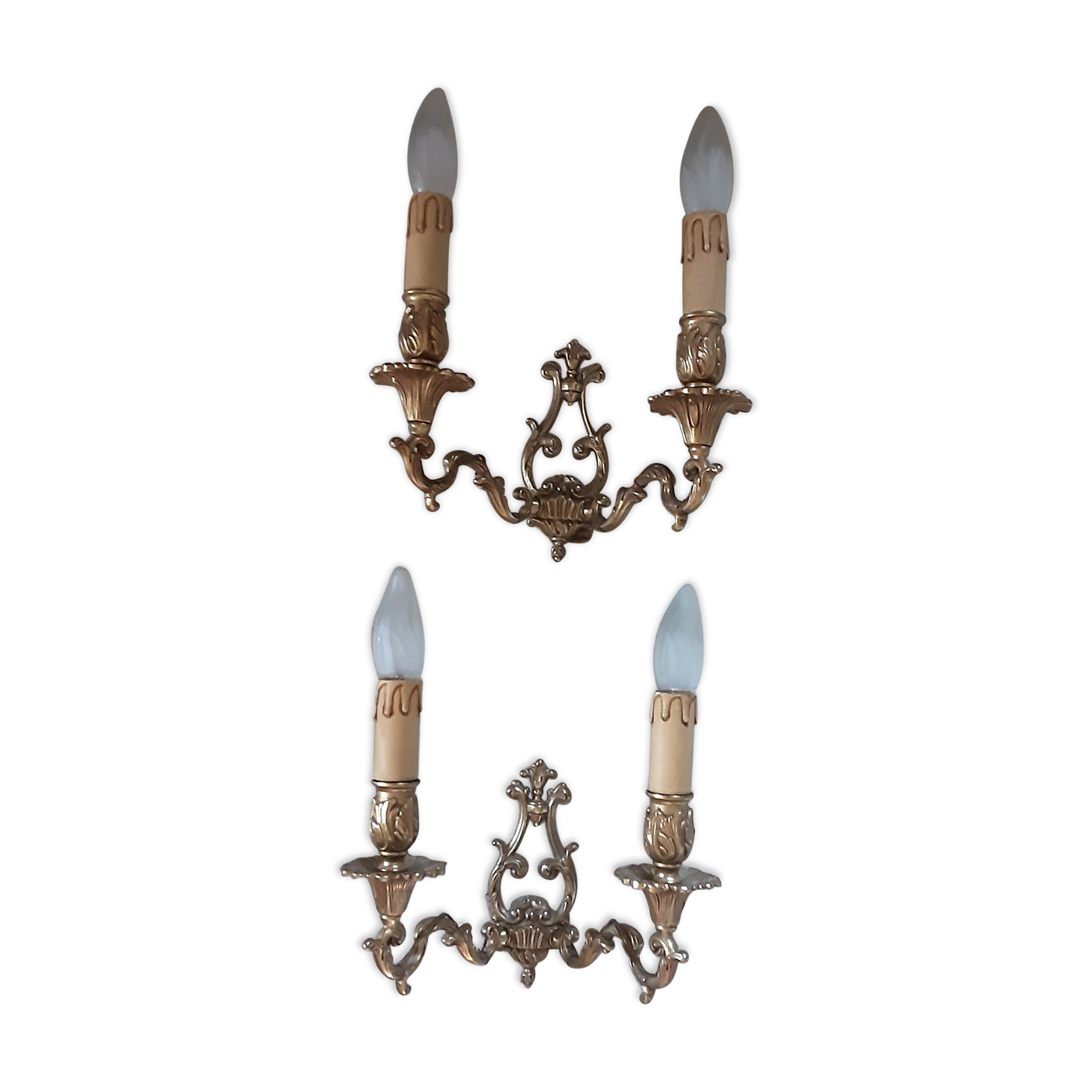 Pair of gold bronze appliques - year 60