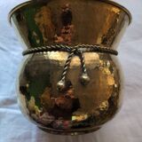 Hammered brass cache pot