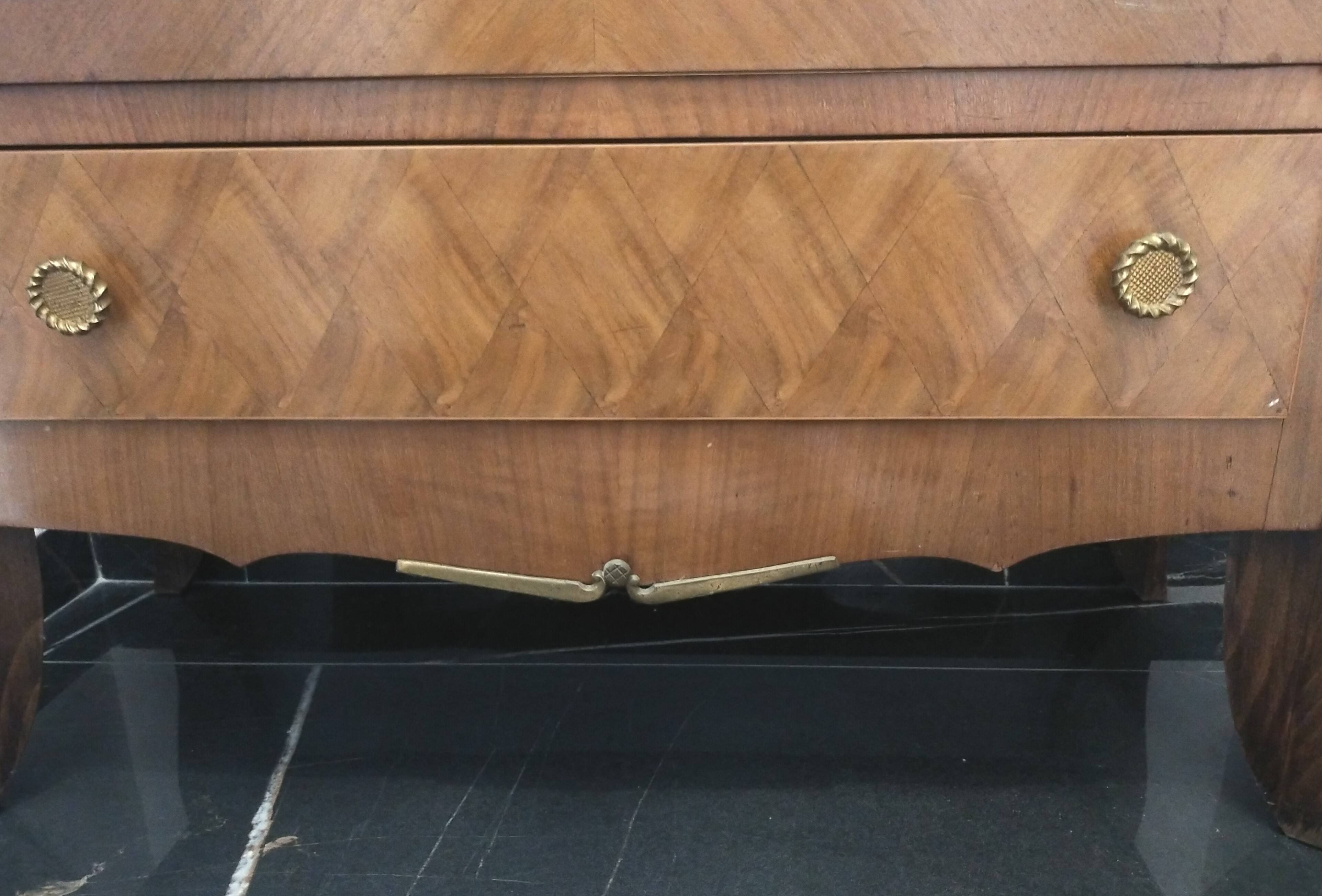 Vintage display cabinet in rosewood veneer 1950/1960