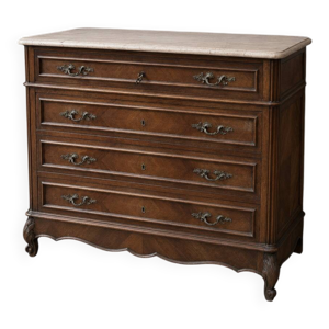 Commode de style louis