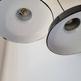 Duo of suspensions in enamelled sheet metal