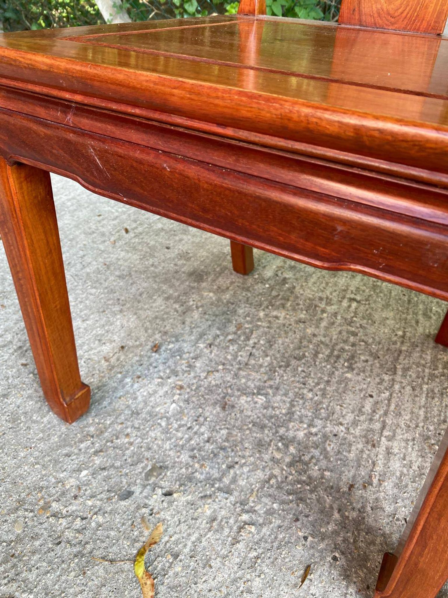 Set of 5 Chinese Ming chairs in solid rosewood – Engraved Shou pattern 70
