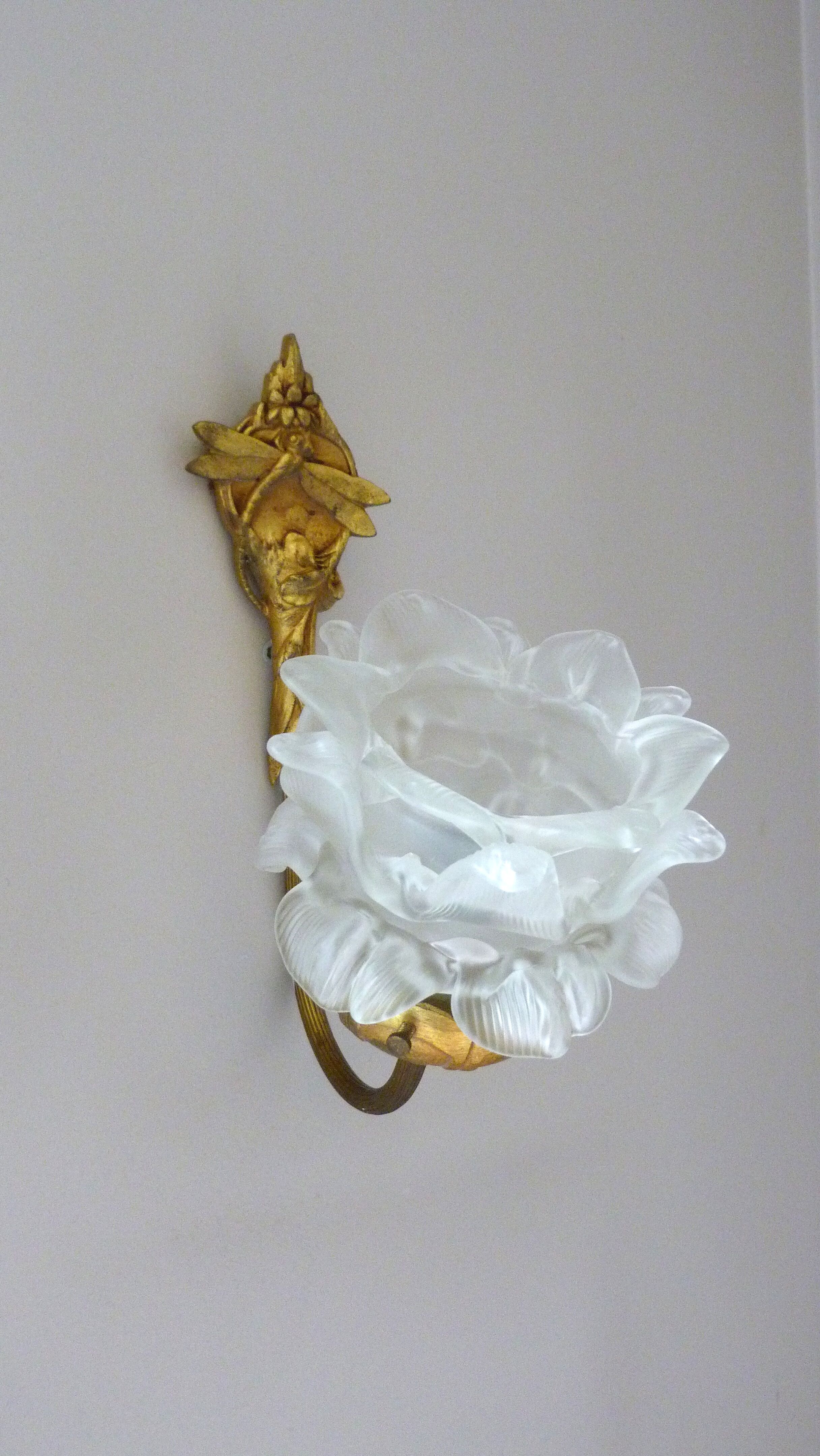 Ancient art nouveau tulip sconce
