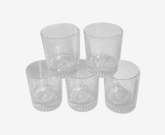 Cinq verres à whisky vintages estampillés mobil