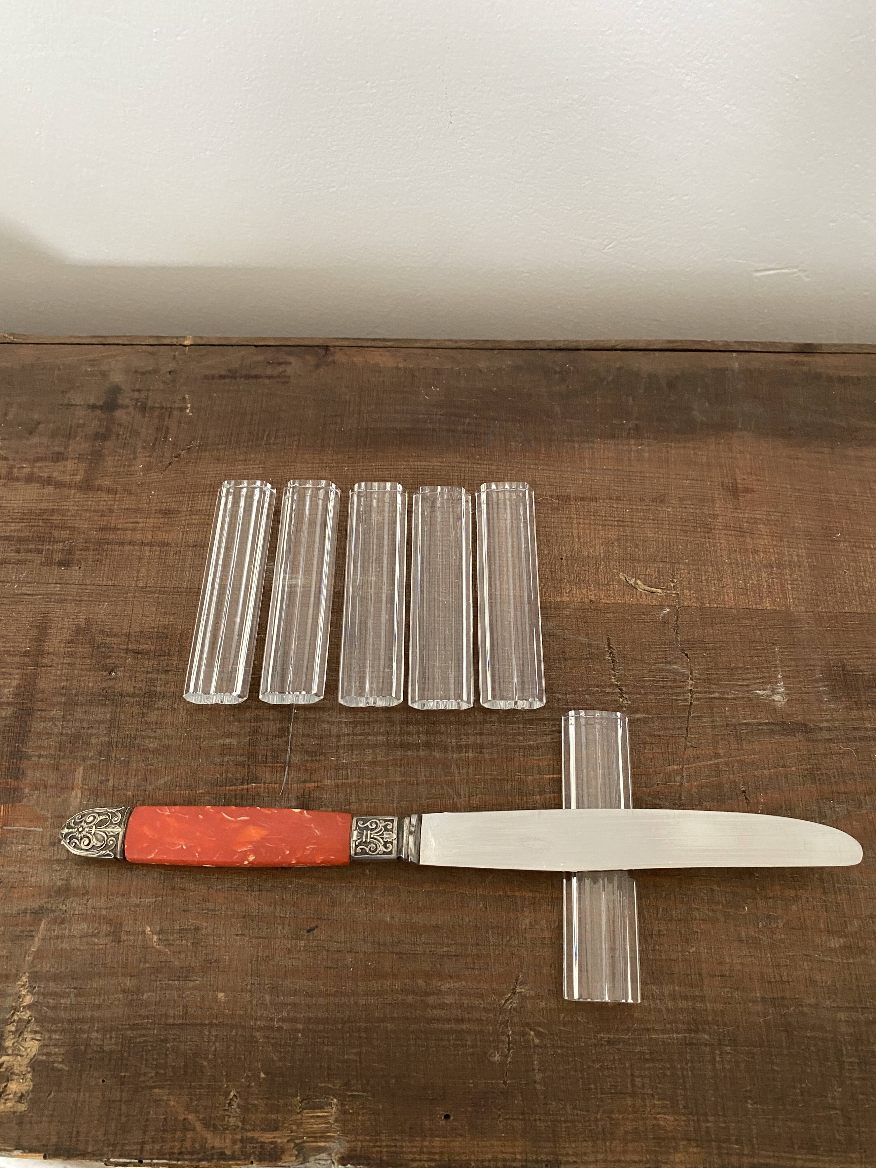 Vintage knife holders of 6, in glass