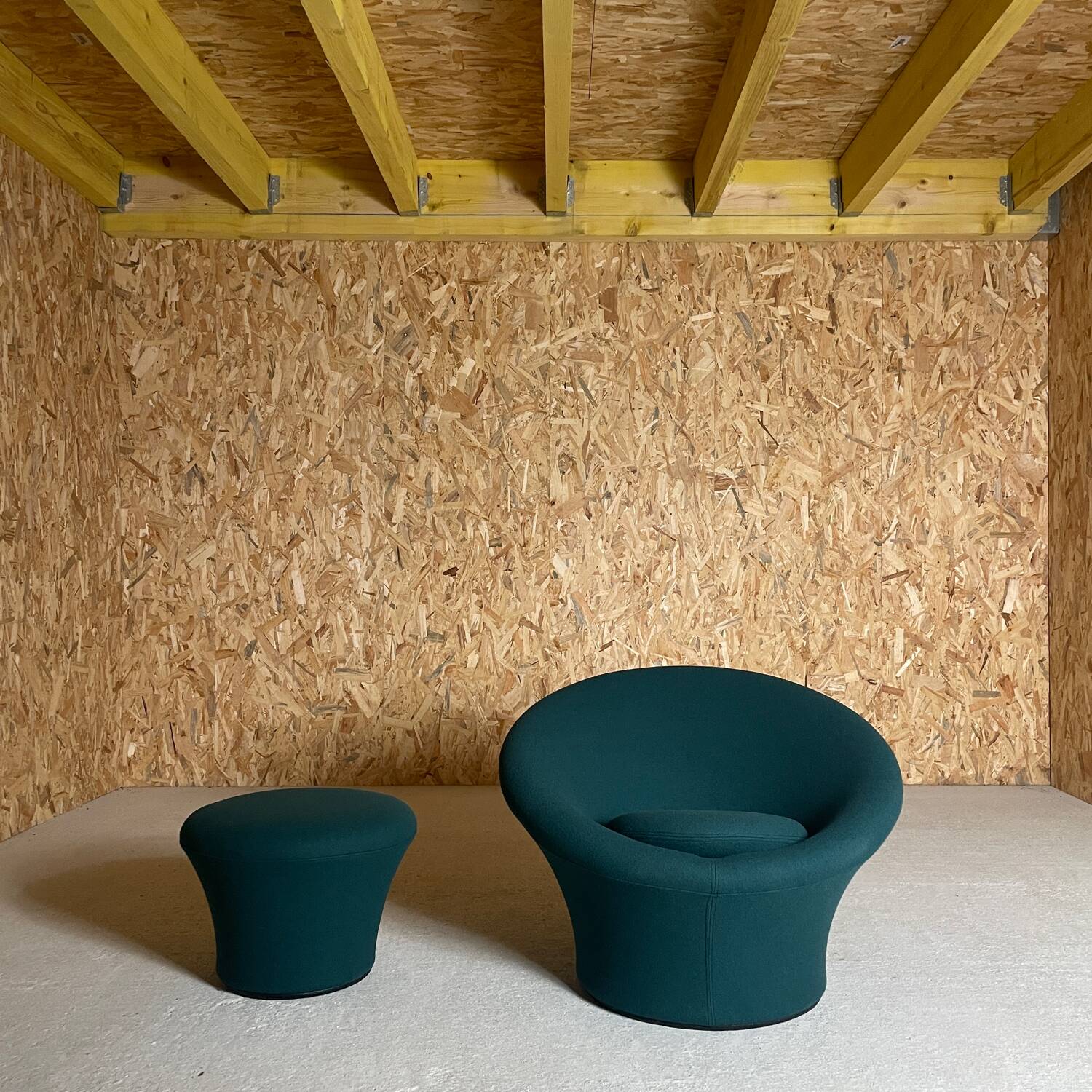 Mushroom armchair by Pierre Paulin