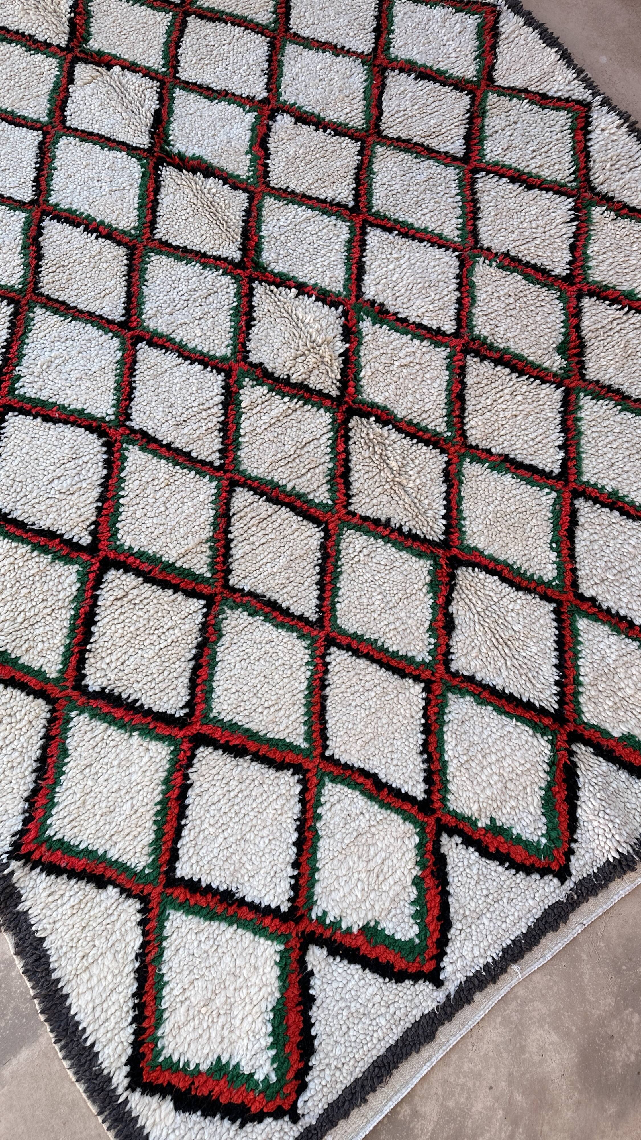 Moroccan rug - 205 x 304 cm