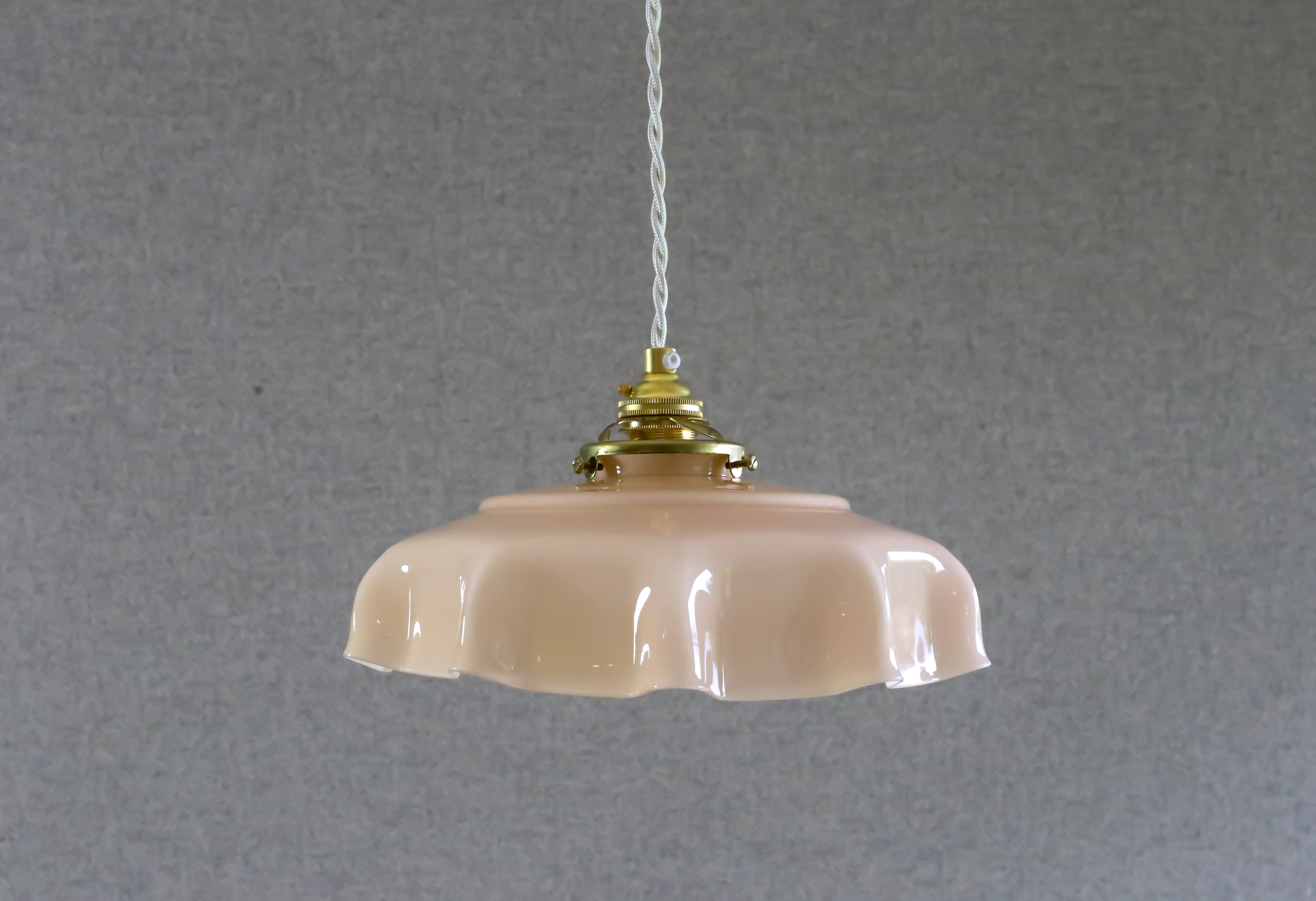 Pale pink opaline hanging lamp delivered with cable and new brass socket