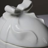 Jewellery box or Easter sweet jar in white porcelain Apilco Deshoulières