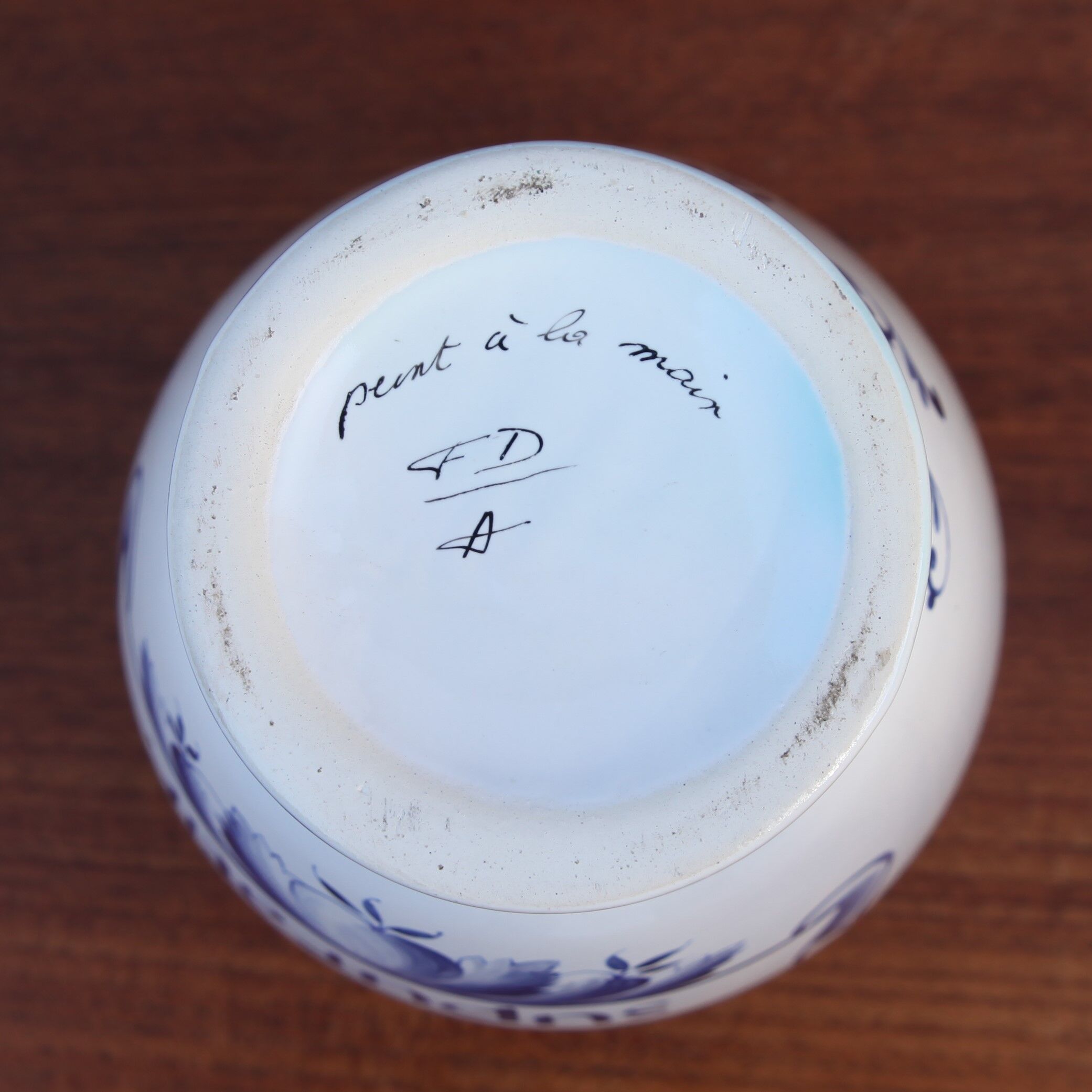 Pharmacy jar or porcelain apothecary jar