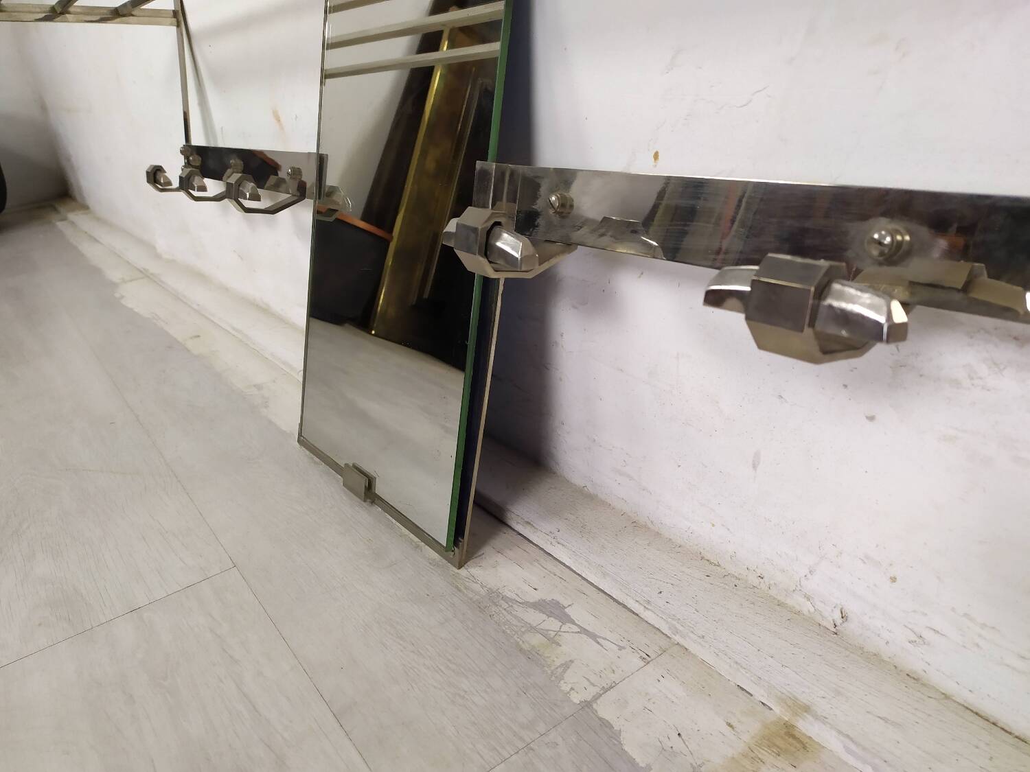 Porte manteaux murale art déco chromé