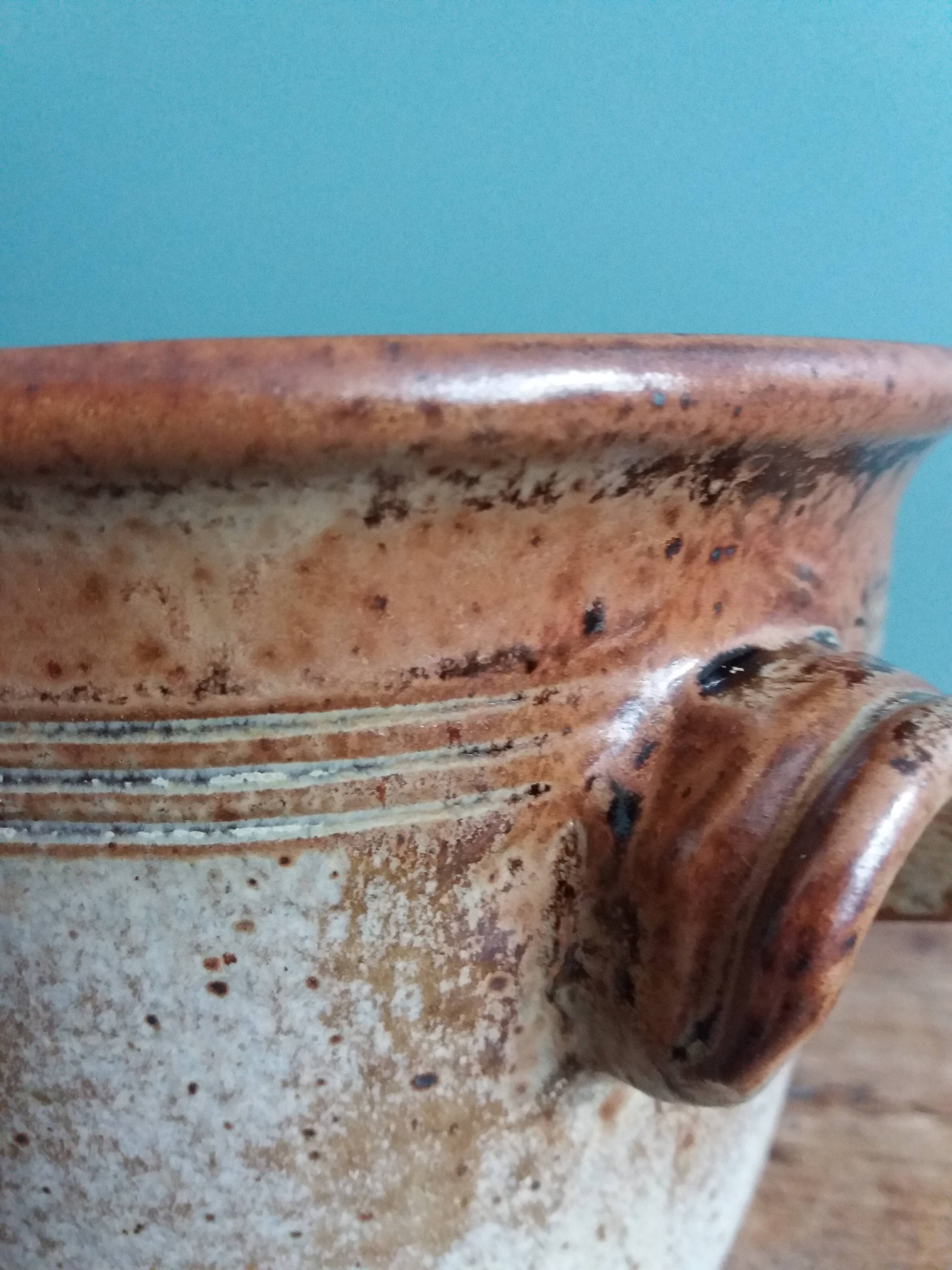 Puisaye sandstone ice bucket signed Jean-Pierre Prud'homme