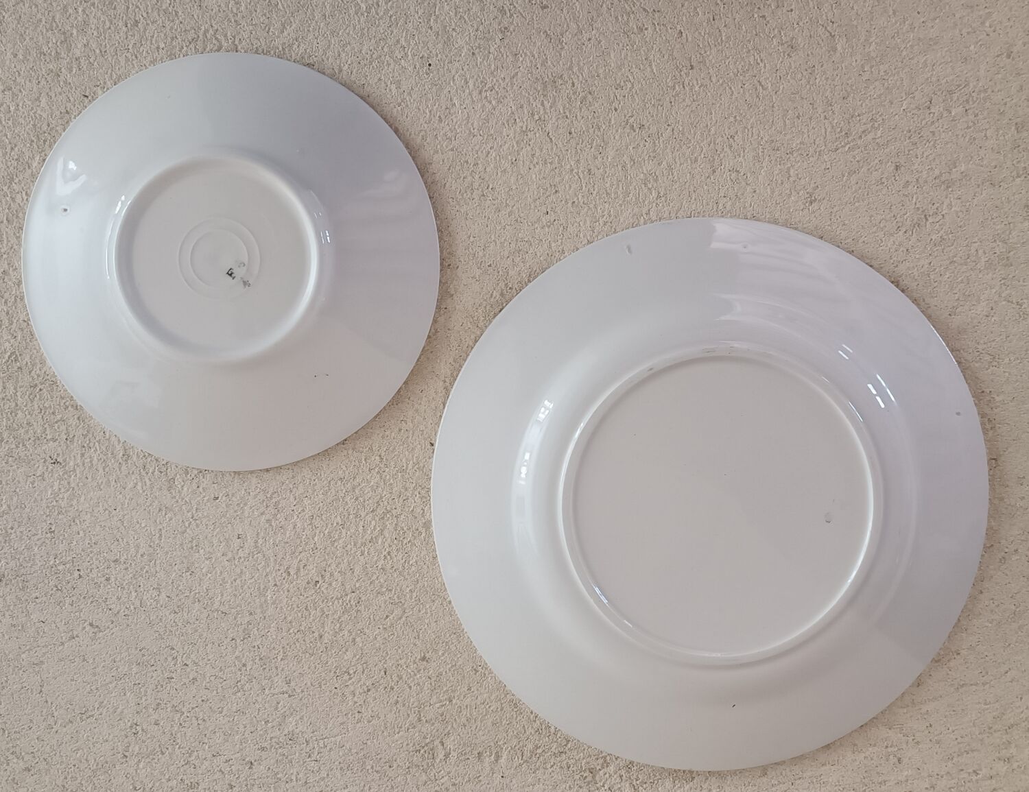 Tasse à thé, soucoupe et assiette Basque Digoin