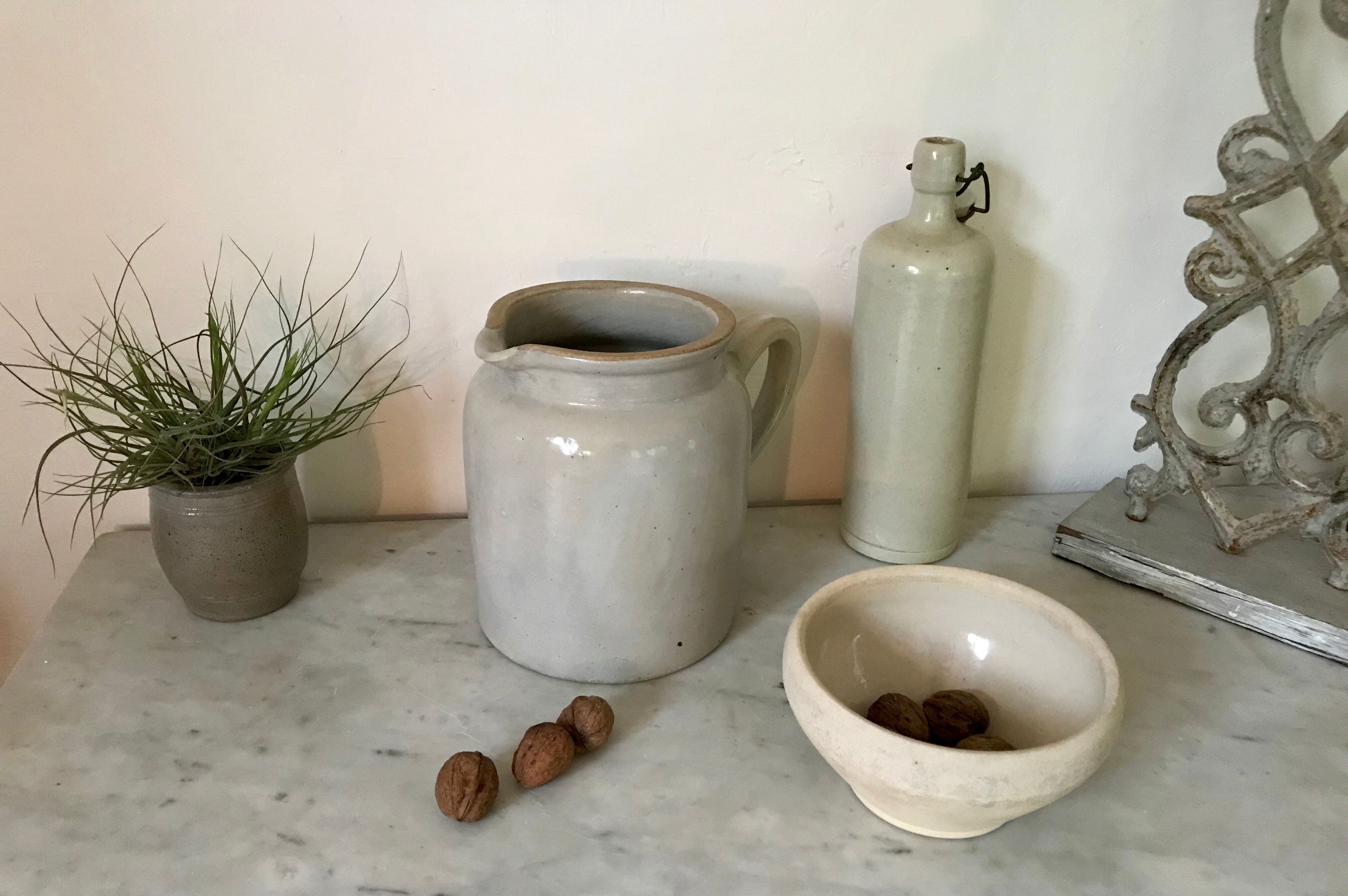 3.5l enamelled sandstone pitcher