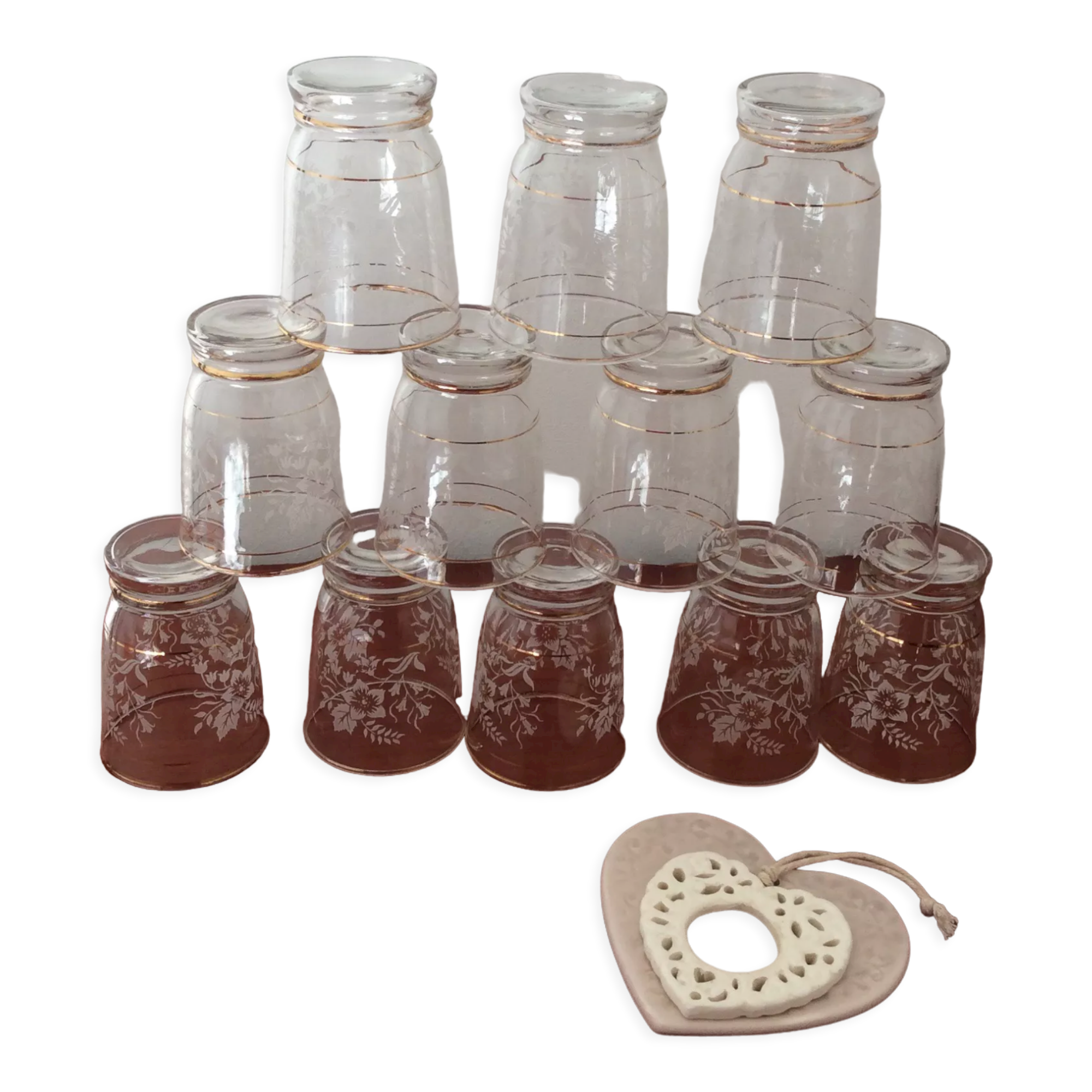 Set of 12 glasses decorations relief white and golden edging - vintage