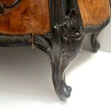 Armoire en hêtre noirci et racine de noyer avec plateau en verre, Brianza, Italie