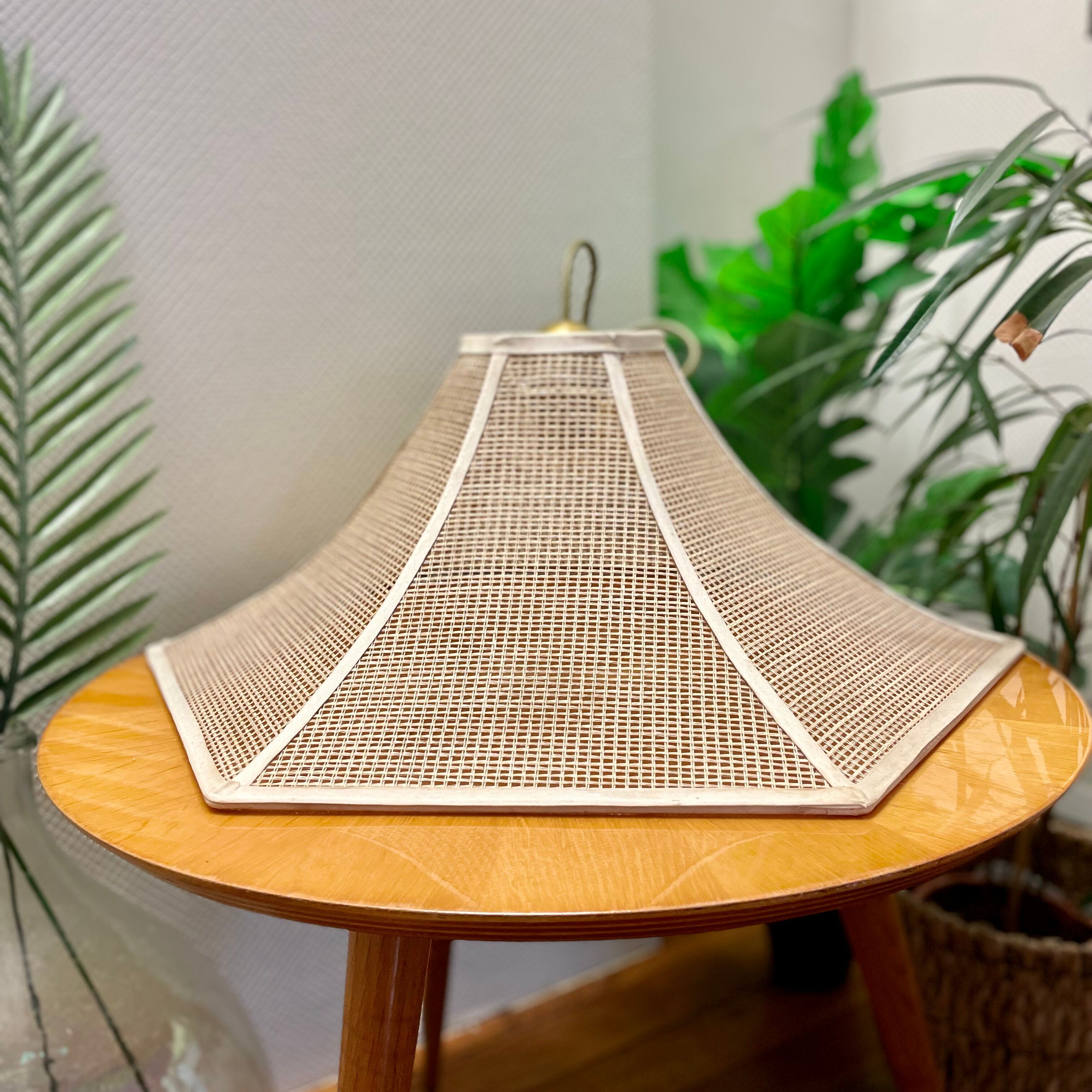 Vintage rattan pendant lamp