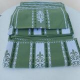 A tablecloth and six Basque towels