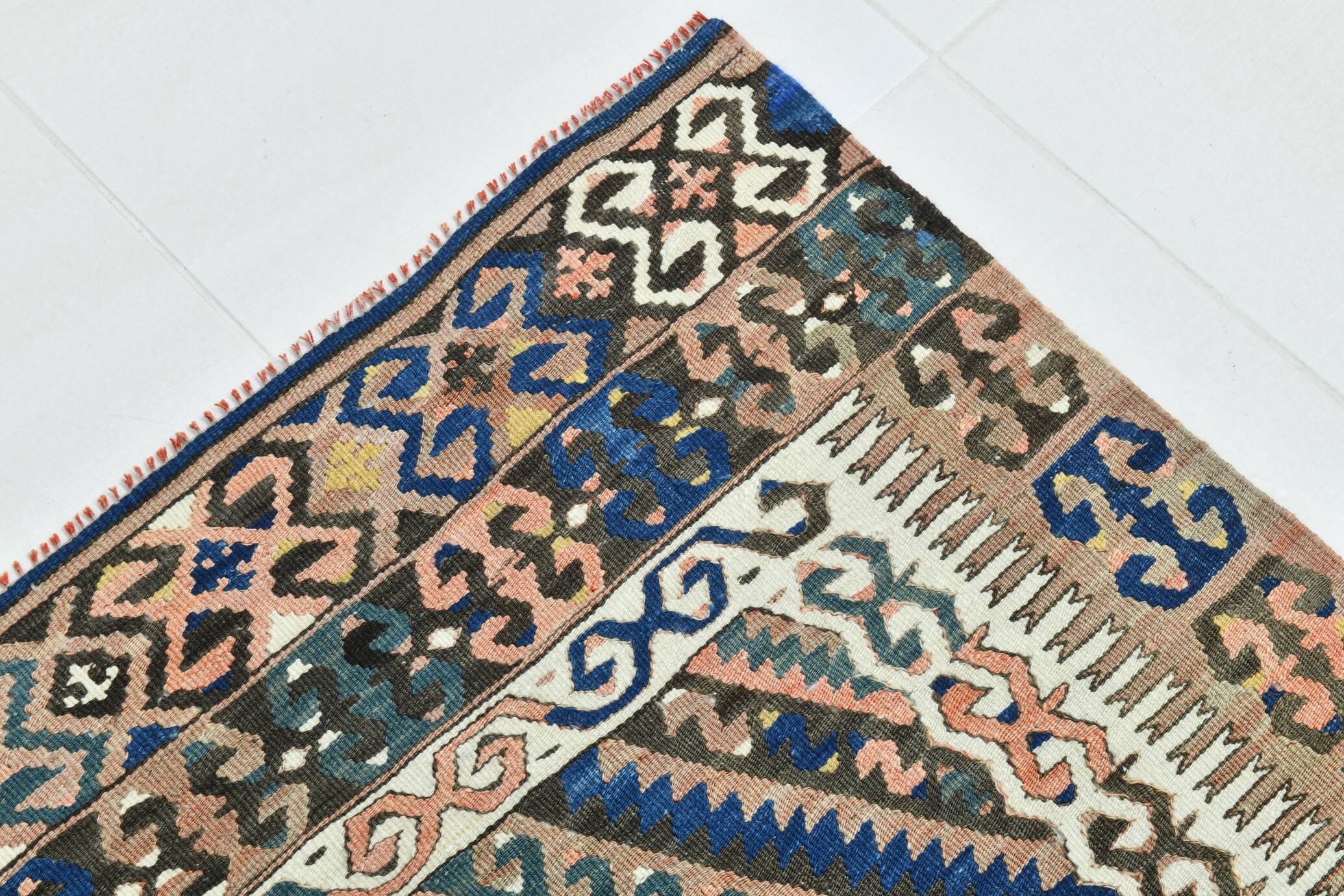 5x9 Kilim Anatolian Carpet, Handwoven Wool Rug, Blue Details Rug, 154x275Cm