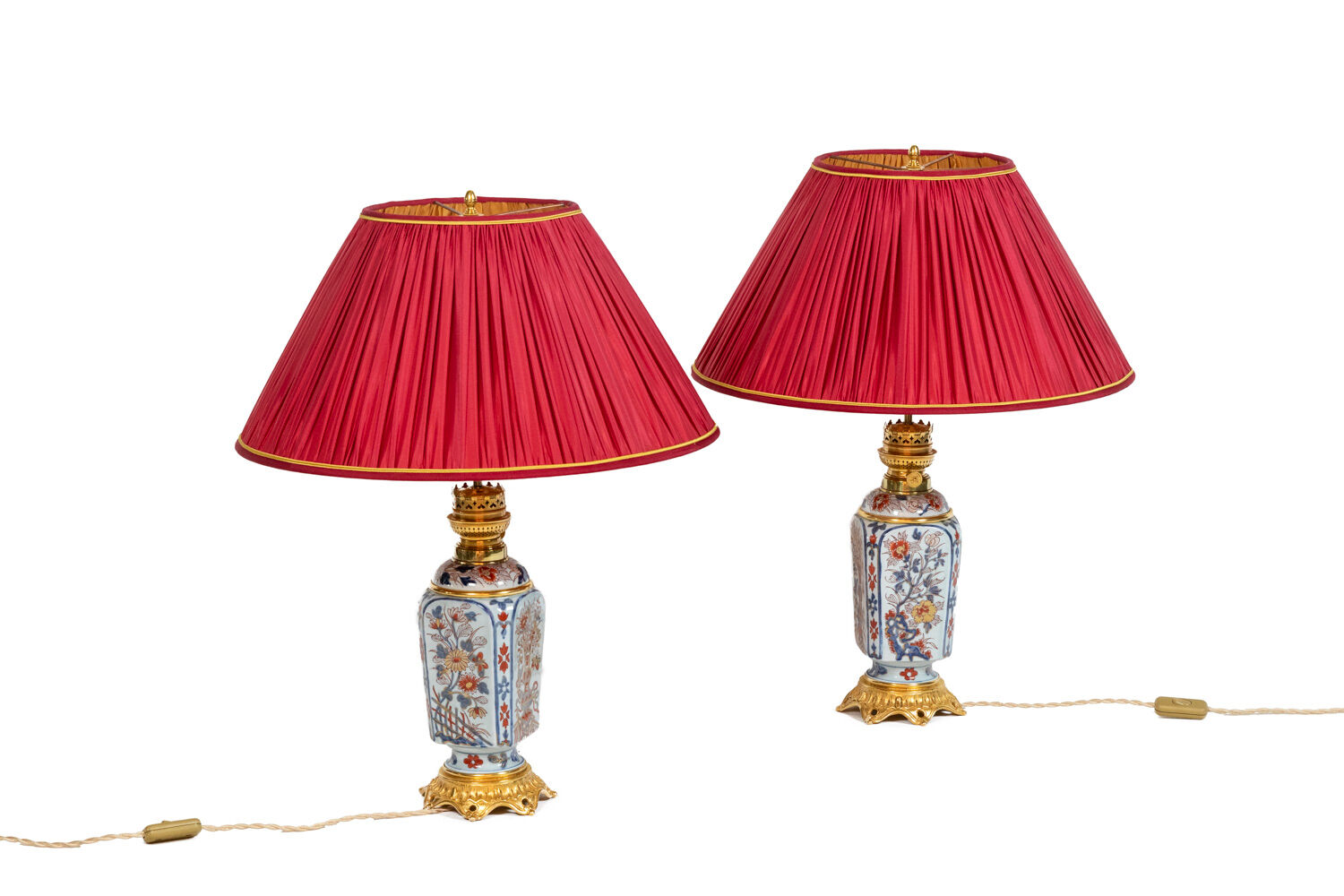 Pair of Imari porcelain and bronze lamps, circa 1880