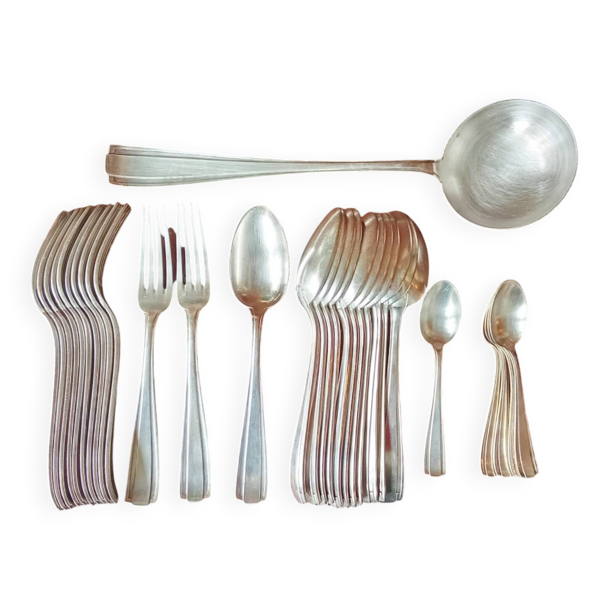 Antique 30-piece cutlery set from Boulenger Goldsmiths