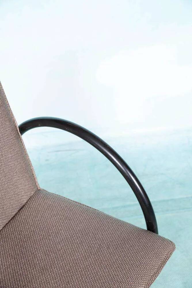 Set of four postmodern Metaform 'Cirkel' dining chairs.