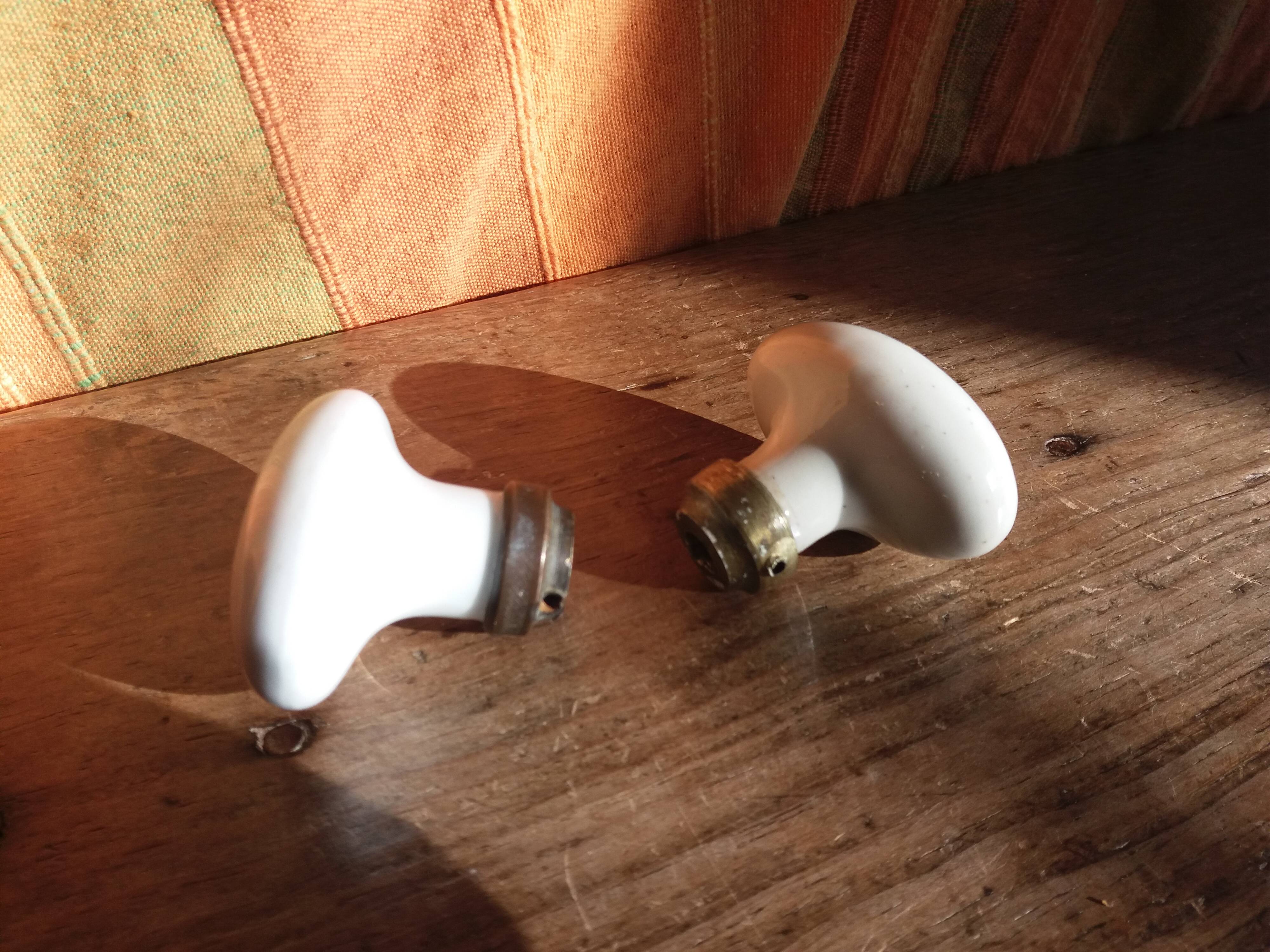 Porcelain door knob handles
