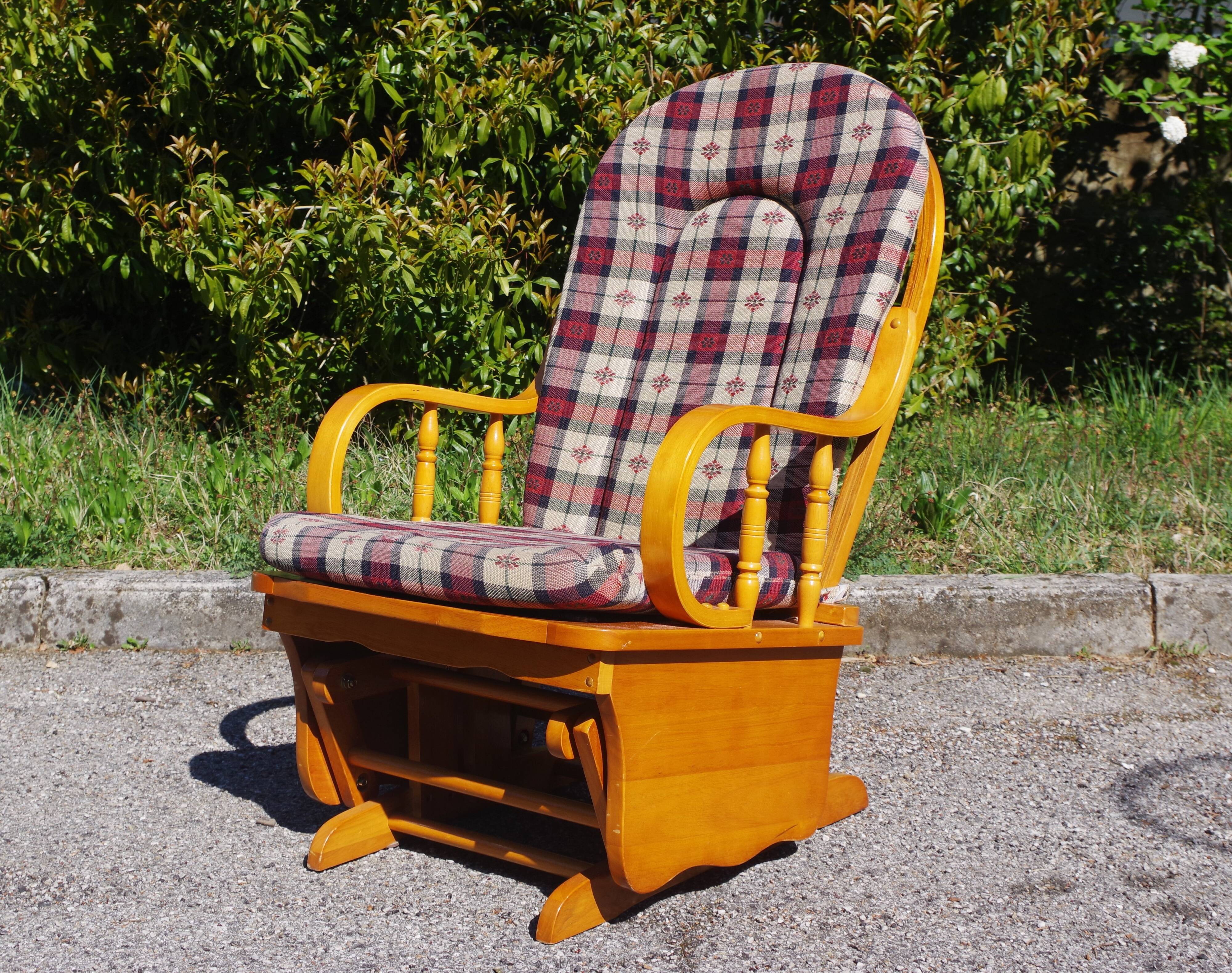 Rocking chair in pine, 1970s