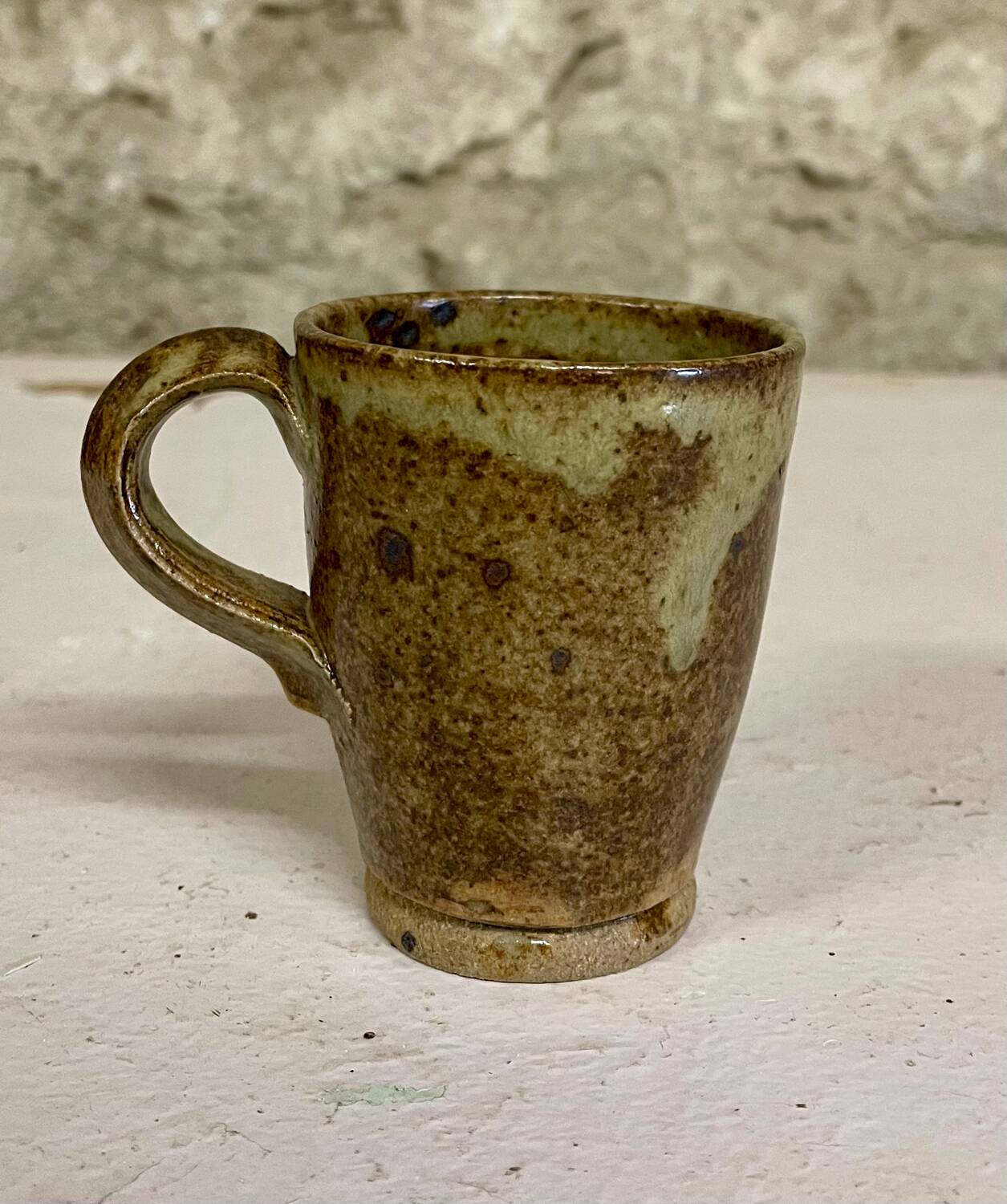 Set of 6 handcrafted stoneware cups – brown glaze