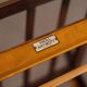 Fauteuil Knoll Antimott en noyer et tartan