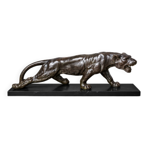 Panthère en bronze patiné