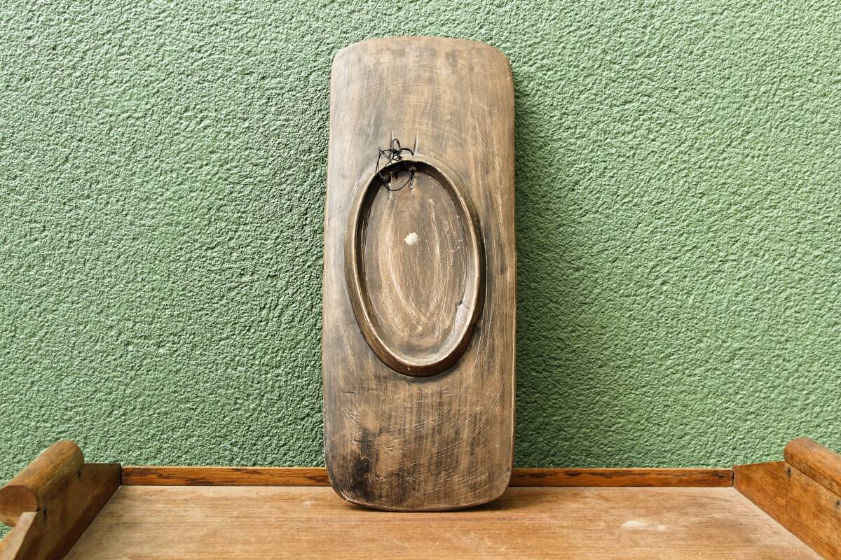 Ceramic wall plaque, musical theme