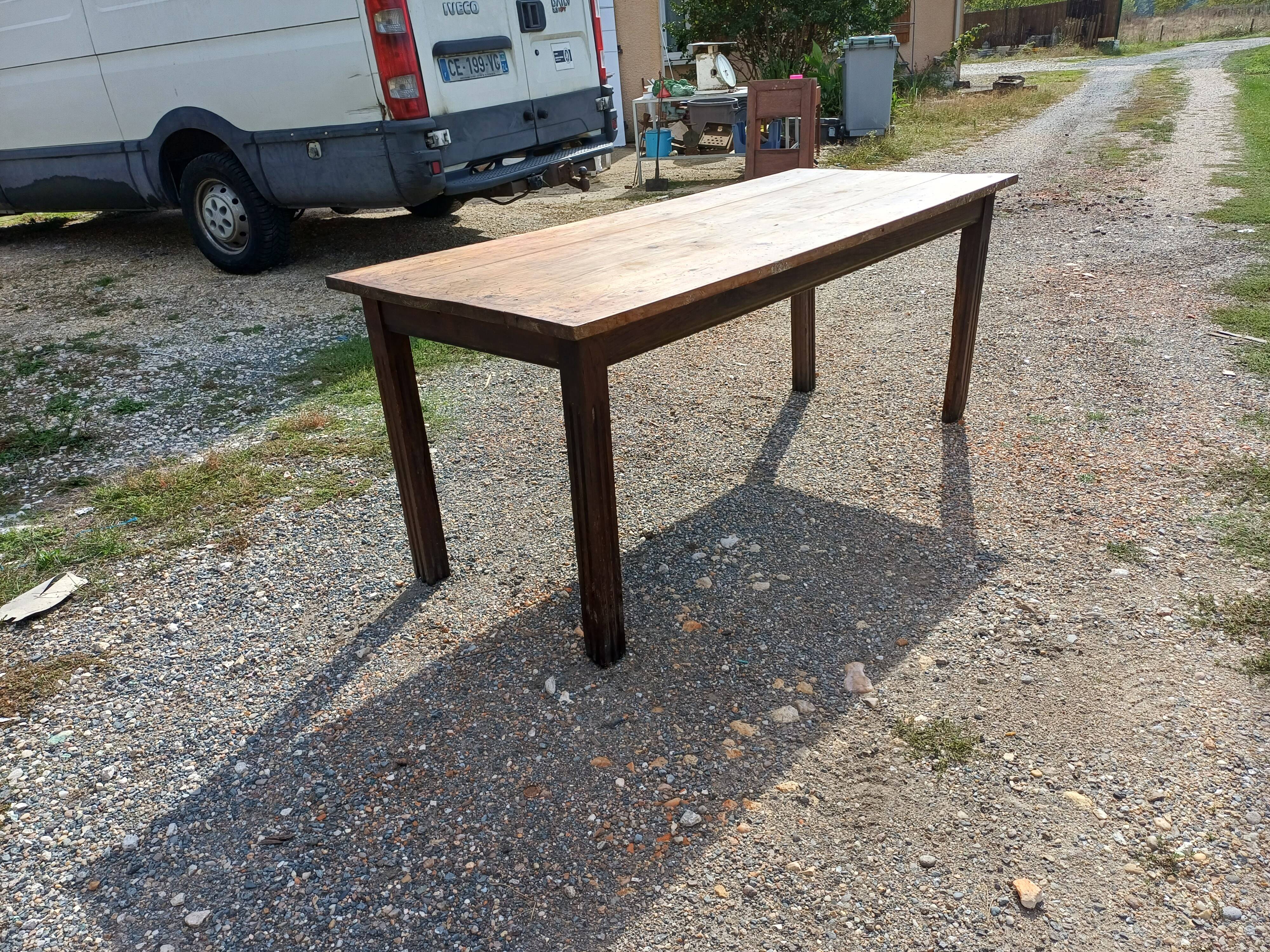 Pine farm table