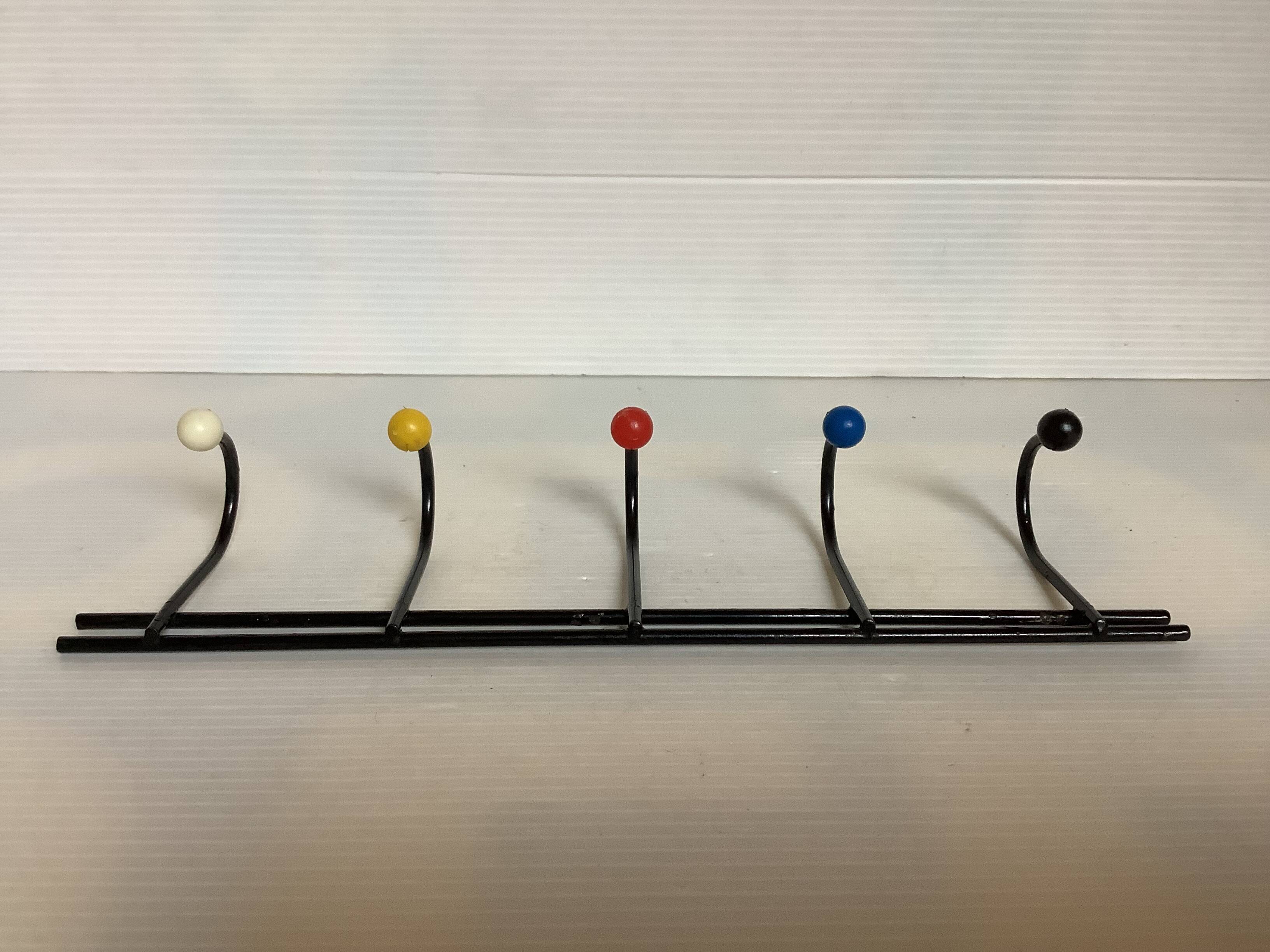 Memphis style tea towel holder from the 50s