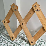 Pine accordion coat rack