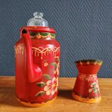 Ancienne cafetière et pot à lait en tôle émaillée