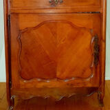 Buffet cabinet vendéen with caramel patina