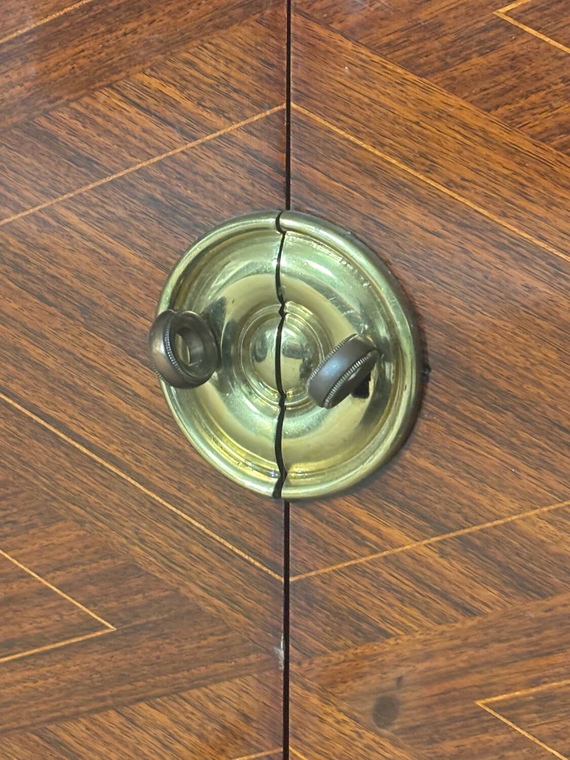 Enfilade Art Deco by Leleu from the 1940s.